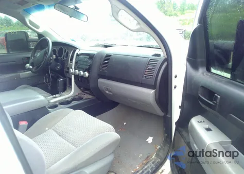 2007 Toyota Tundra Sr5 4.7L V8 z USA, uszkodzony, nr VIN 5TBRT54147S451110